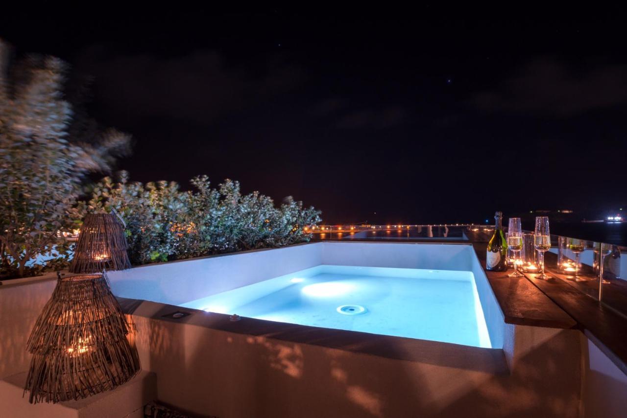 Shapes Luxury Suites Hermópolis Exterior foto